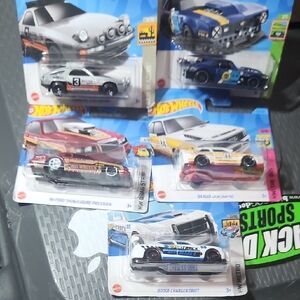 Hot Wheels Assorted Toy Car Pack — Blue, White, Red, Silver